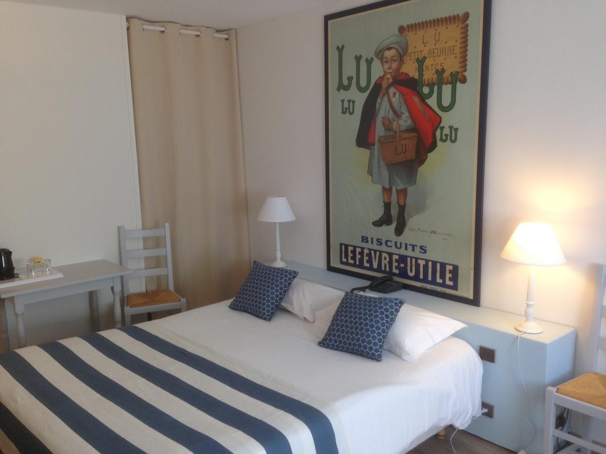 Logis Hotel Restaurant Du Lion D'Argent Et Des Tanneries ลา แชต ภายนอก รูปภาพ